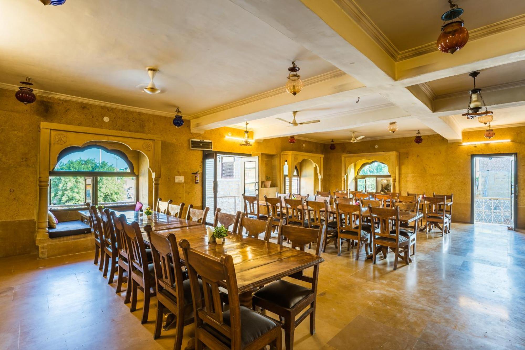 Hotel Prince-Near Jaisalmer Fort Exteriör bild